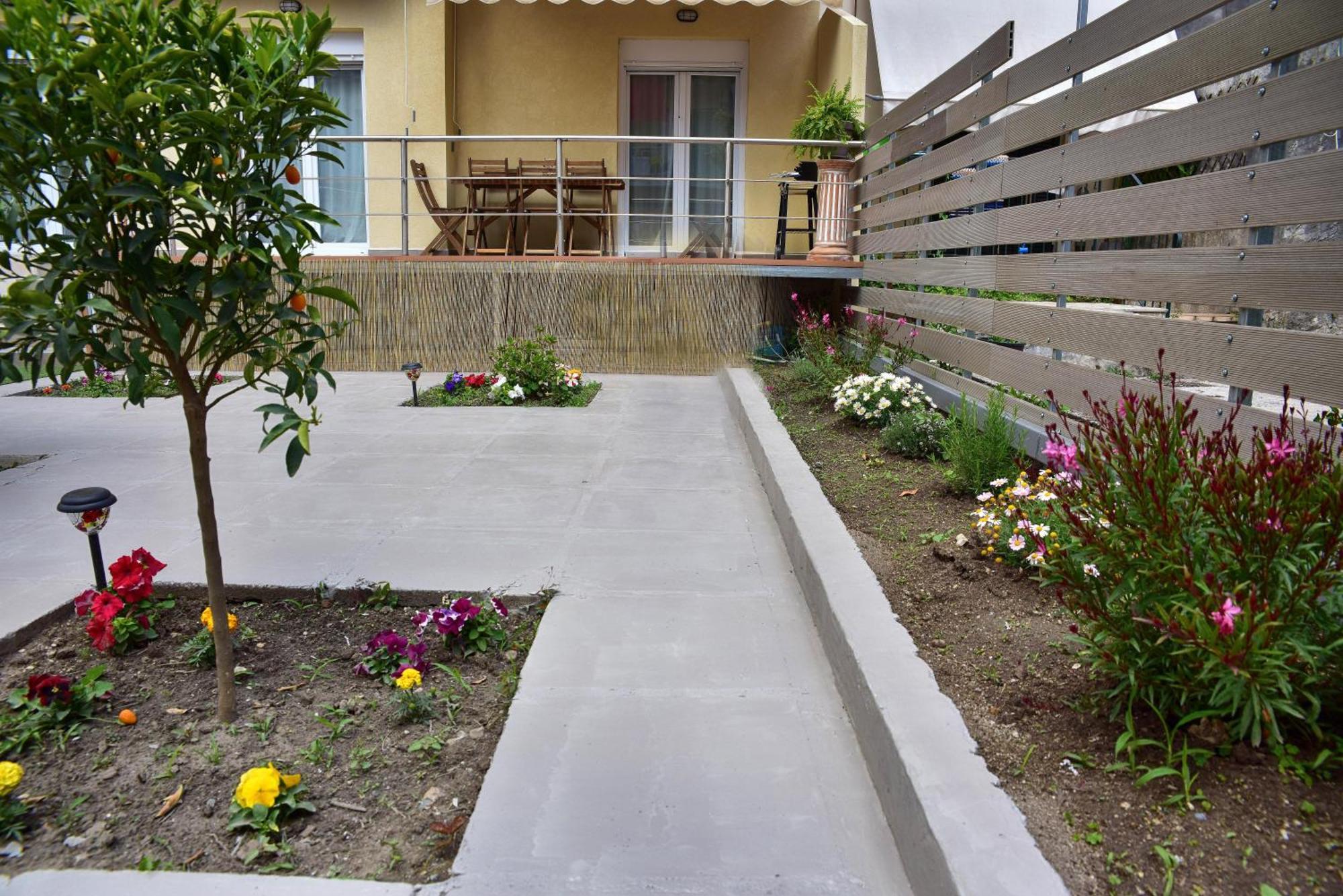 Casa De Luz With Garden Apartment
